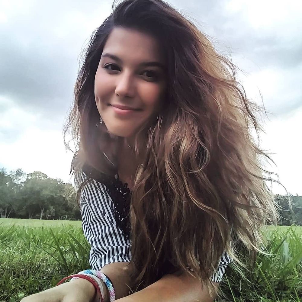 Meet your Posher, Ariana